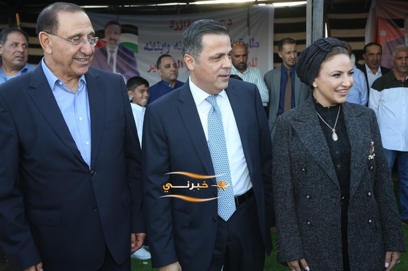 بحضور جماهيري يتجاوز 8 آلاف شخص.. مرشح إجماع المناصير (المهندس إبراهيم) يفتتح مقره الانتخاب