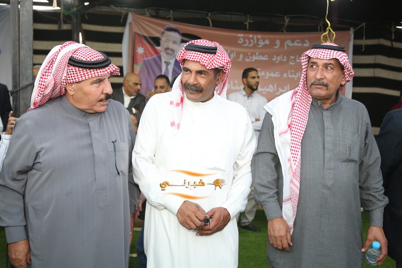 بحضور جماهيري يتجاوز 8 آلاف شخص.. مرشح إجماع المناصير (المهندس إبراهيم) يفتتح مقره الانتخاب