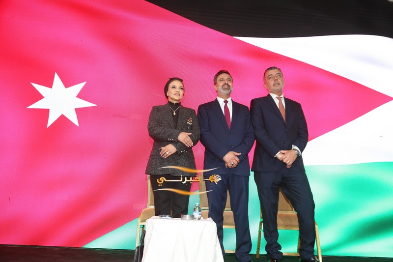 بحضور جماهيري يتجاوز 8 آلاف شخص.. مرشح إجماع المناصير (المهندس إبراهيم) يفتتح مقره الانتخاب