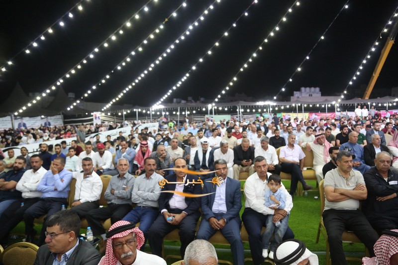 بحضور جماهيري يتجاوز 8 آلاف شخص.. مرشح إجماع المناصير (المهندس إبراهيم) يفتتح مقره الانتخاب