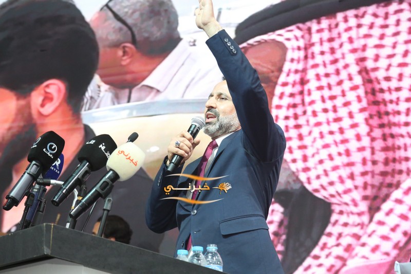 بحضور جماهيري يتجاوز 8 آلاف شخص.. مرشح إجماع المناصير (المهندس إبراهيم) يفتتح مقره الانتخاب