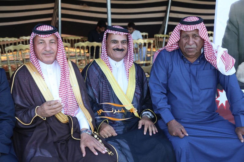 اقبال شديد وكثيف على افتتاح مقر سعادة النائب بسام الفايز