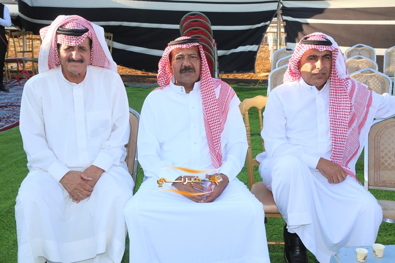 اقبال شديد وكثيف على افتتاح مقر سعادة النائب بسام الفايز