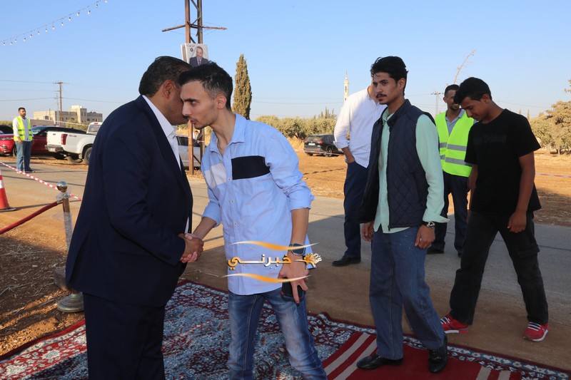 اقبال شديد وكثيف على افتتاح مقر سعادة النائب بسام الفايز