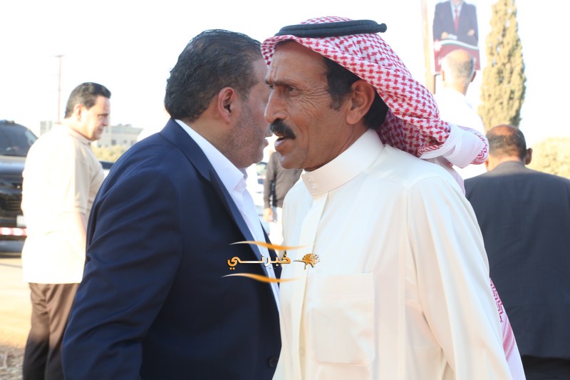 اقبال شديد وكثيف على افتتاح مقر سعادة النائب بسام الفايز