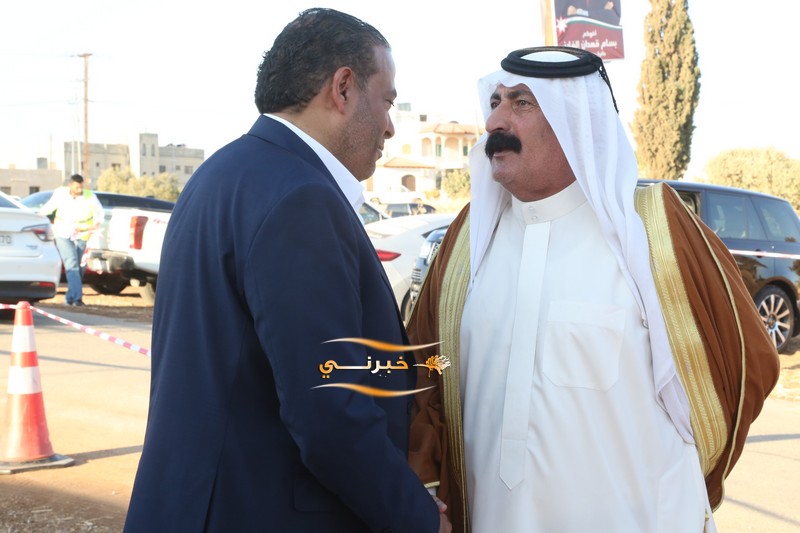 اقبال شديد وكثيف على افتتاح مقر سعادة النائب بسام الفايز