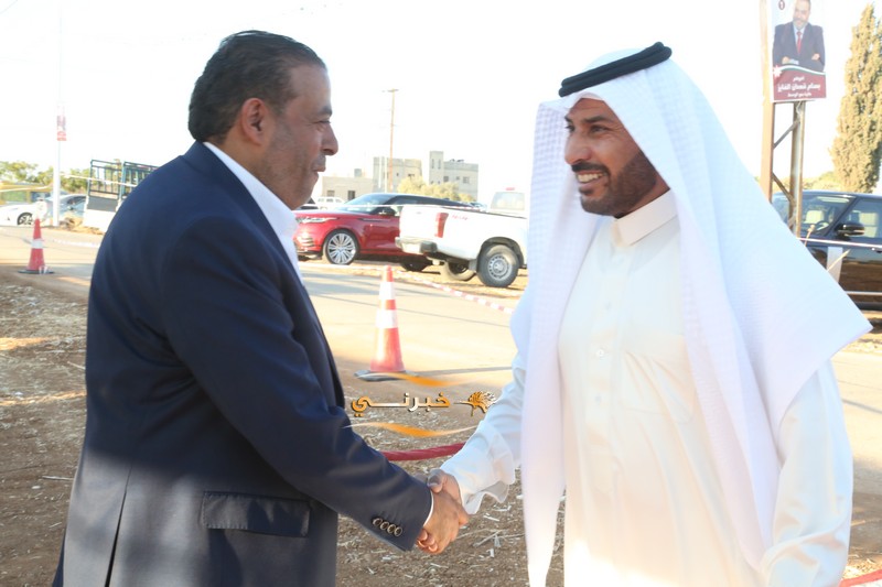 اقبال شديد وكثيف على افتتاح مقر سعادة النائب بسام الفايز