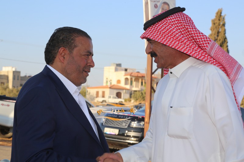 اقبال شديد وكثيف على افتتاح مقر سعادة النائب بسام الفايز