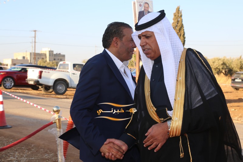 اقبال شديد وكثيف على افتتاح مقر سعادة النائب بسام الفايز