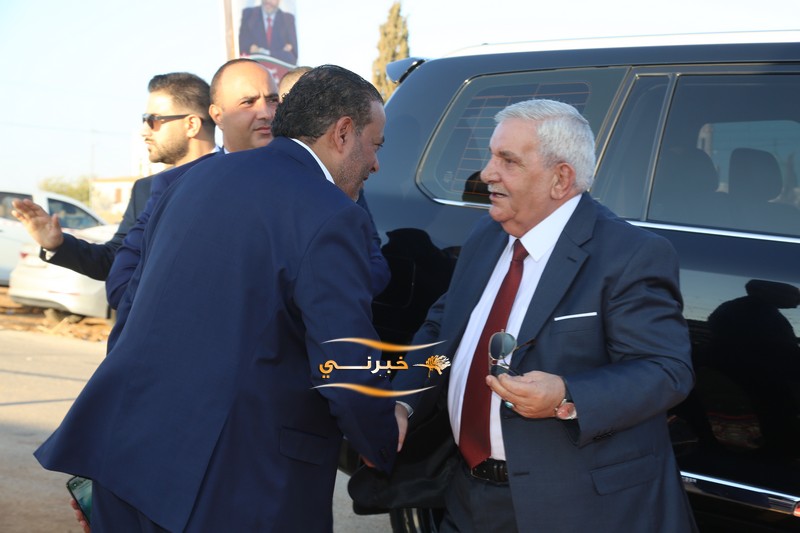 اقبال شديد وكثيف على افتتاح مقر سعادة النائب بسام الفايز