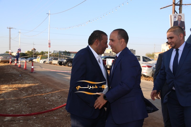 اقبال شديد وكثيف على افتتاح مقر سعادة النائب بسام الفايز