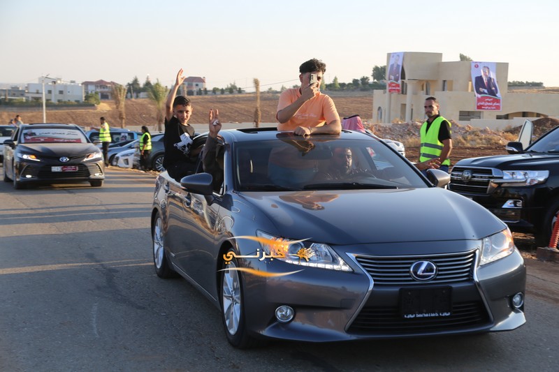 اقبال شديد وكثيف على افتتاح مقر سعادة النائب بسام الفايز