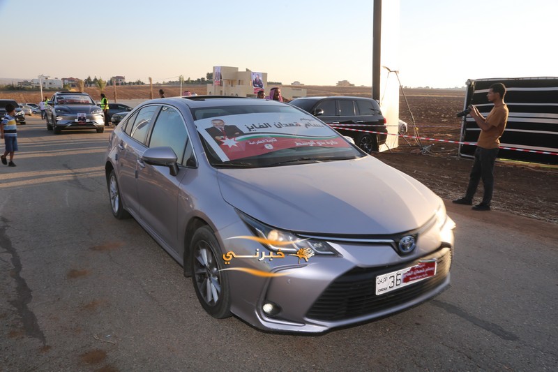 اقبال شديد وكثيف على افتتاح مقر سعادة النائب بسام الفايز