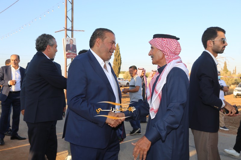 اقبال شديد وكثيف على افتتاح مقر سعادة النائب بسام الفايز