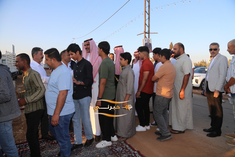 اقبال شديد وكثيف على افتتاح مقر سعادة النائب بسام الفايز