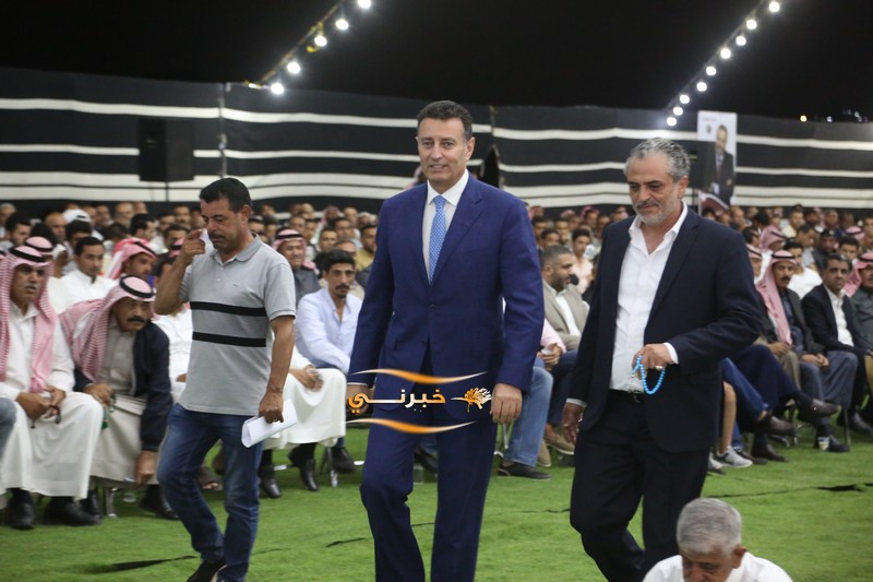 اقبال شديد وكثيف على افتتاح مقر سعادة النائب بسام الفايز