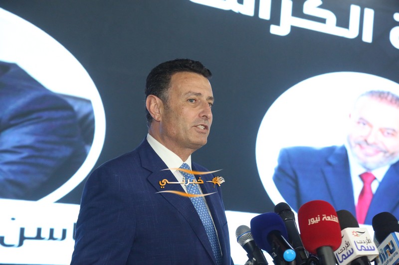 اقبال شديد وكثيف على افتتاح مقر سعادة النائب بسام الفايز