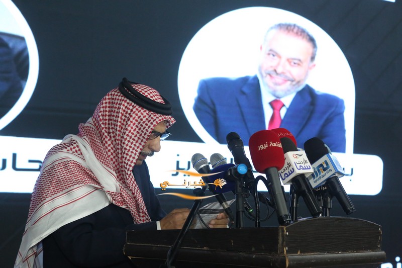 اقبال شديد وكثيف على افتتاح مقر سعادة النائب بسام الفايز