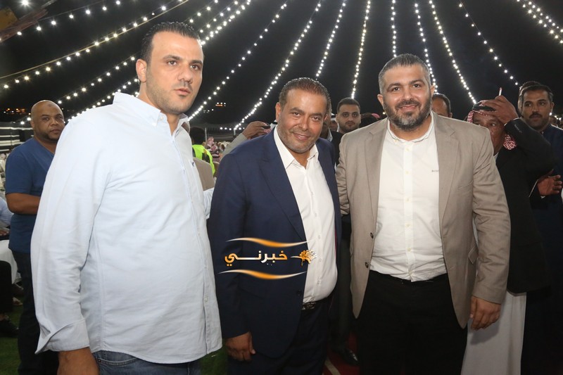 اقبال شديد وكثيف على افتتاح مقر سعادة النائب بسام الفايز