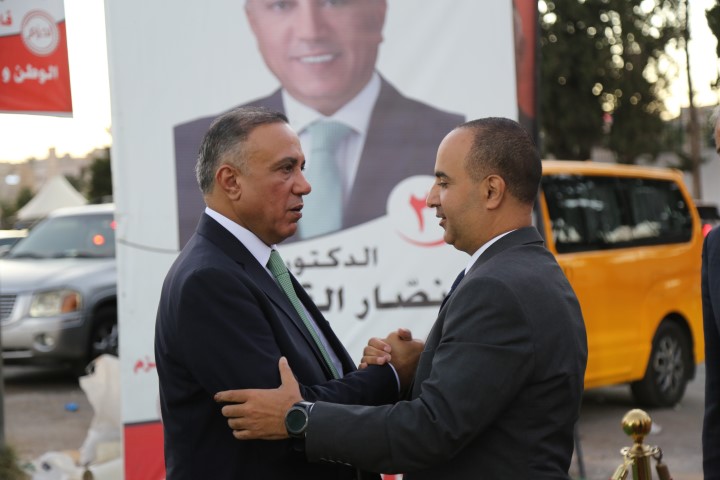 نصار القيسي يستقبل المهنئين - صور