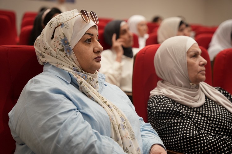 انطلاق فعاليات الاحتفال باليوم العالمي للكشف المبكر عن سرطان الثدي في مستشفى الكندي