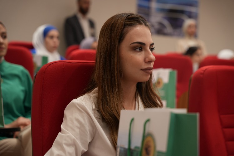 انطلاق فعاليات الاحتفال باليوم العالمي للكشف المبكر عن سرطان الثدي في مستشفى الكندي