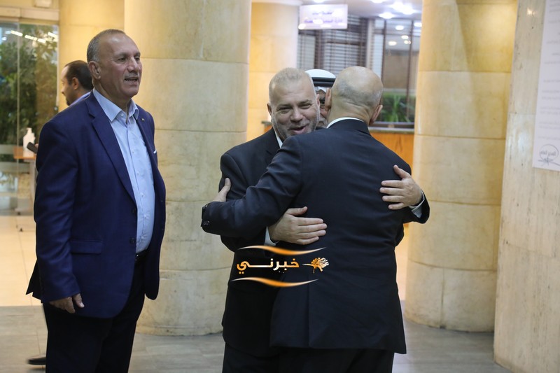 خليل الحاج توفيق يستقبل التهاني 