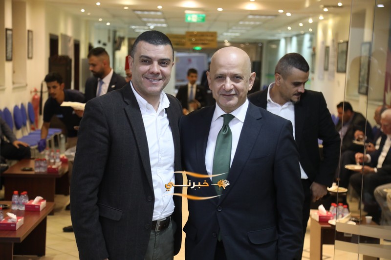 خليل الحاج توفيق يستقبل التهاني 