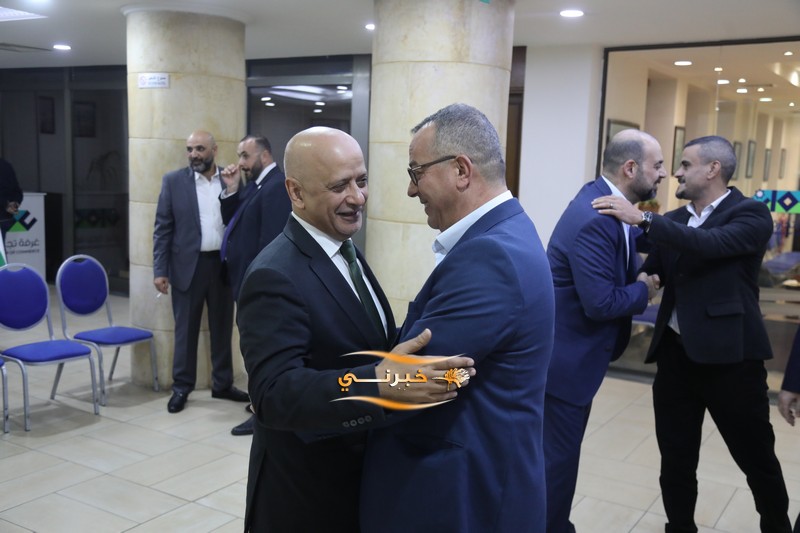 خليل الحاج توفيق يستقبل التهاني 