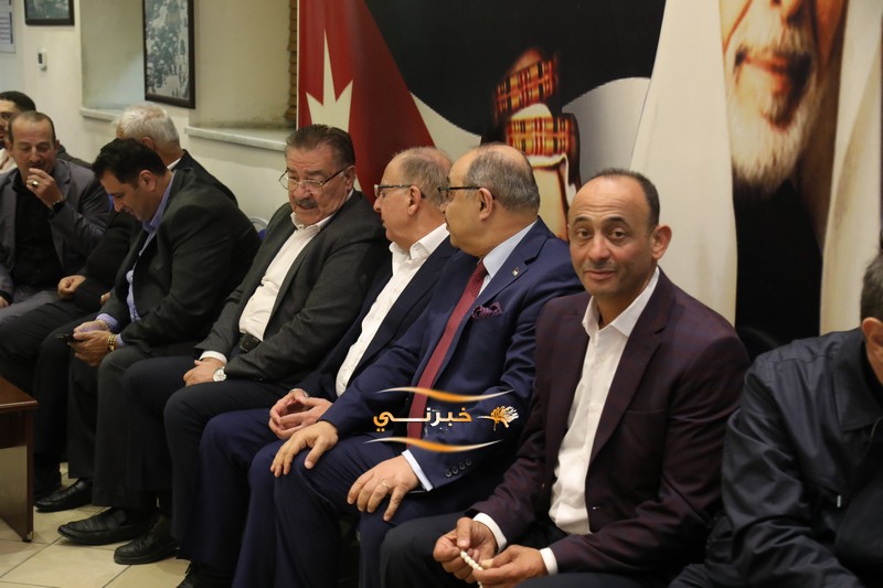 خليل الحاج توفيق يستقبل التهاني 