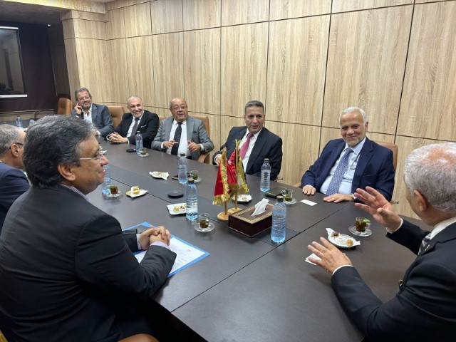 وزير التجارة التونسي يستقبل وفد الأسواق الحرة الأردنية