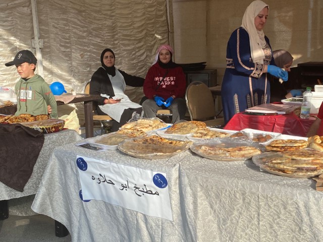 انطلاق فعاليات معرض الجمعية الأردنية لطيور الزينة والمنتجات الريفية