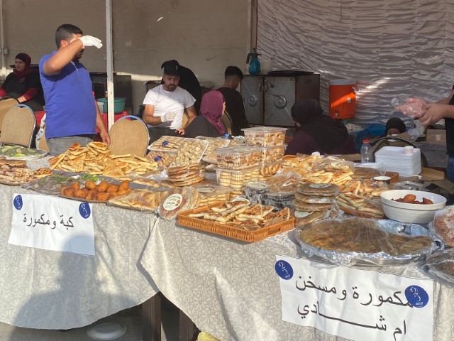 انطلاق فعاليات معرض الجمعية الأردنية لطيور الزينة والمنتجات الريفية