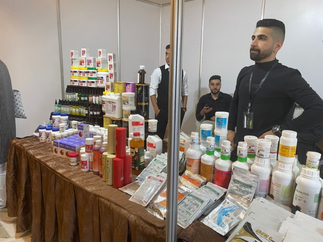 انطلاق فعاليات معرض الجمعية الأردنية لطيور الزينة والمنتجات الريفية