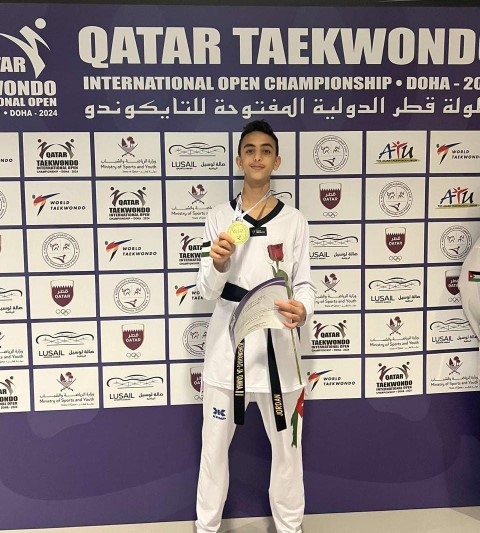 الدهامشة يتوج بذهبية بطولة قطر الدولية للتايكوندو