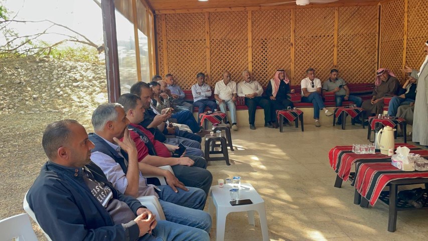 مزارعو غور المزرعة يشكلون لجنة لمقابلة رئيس الوزراء