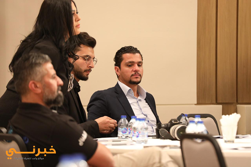 حشد من المغنين المشهورين في العقبة الجمعة