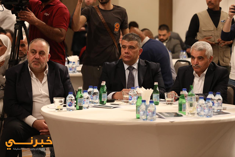 حشد من المغنين المشهورين في العقبة الجمعة
