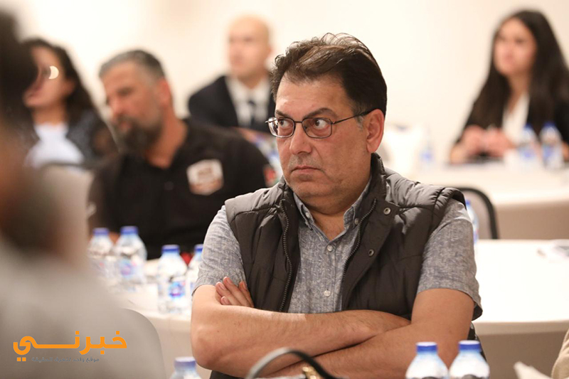 حشد من المغنين المشهورين في العقبة الجمعة