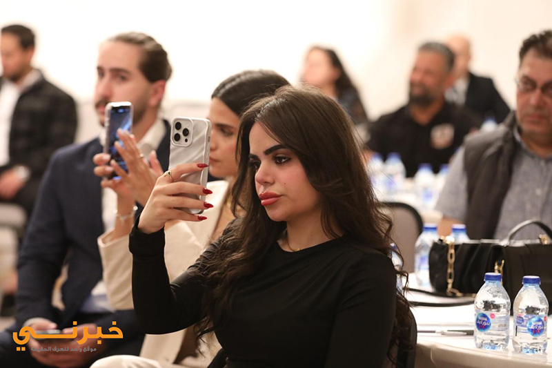 حشد من المغنين المشهورين في العقبة الجمعة