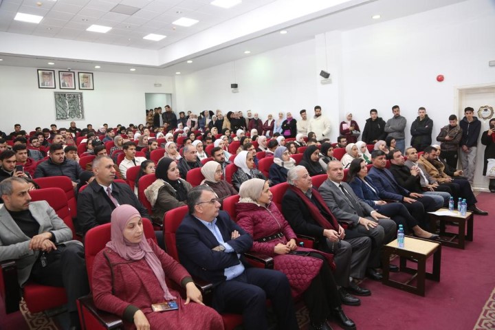 محاضرة في الزيتونة بعنوان ( المسؤولية المجتمعية: أساس العمل المجتمعي ومكافحة جرائم المخدرات في المجتمع الأردني)