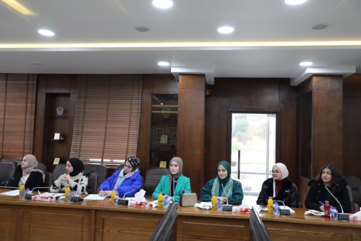 العودات: مستقبل الشباب في مقدمة أولويات جلالة الملك 