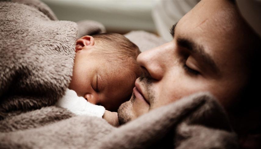  هل يؤثر وزن الأب على المولود 