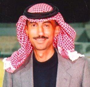 في العيد الفحيص تسند الروح بالبوح على شماغ ناهض ويهطل المطر 