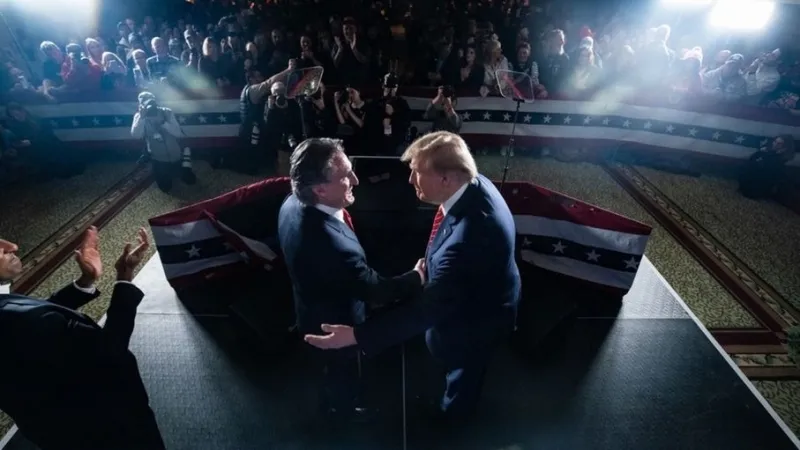 من هو وزير الداخلية الأميركية الجديد