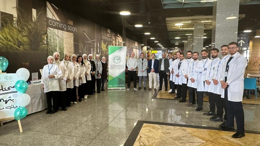 كلية الصيدلة في الزيتونة تنظم نشاطاً توعوياً بعنوان 