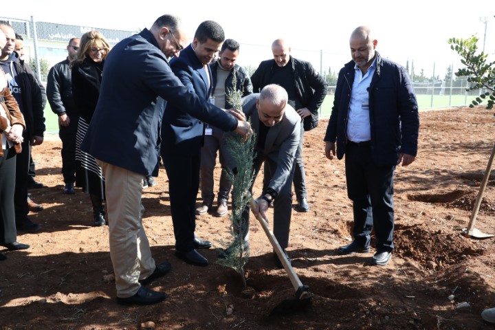 الشرق الأوسط تحتفي بيوم الشجرة العالمي