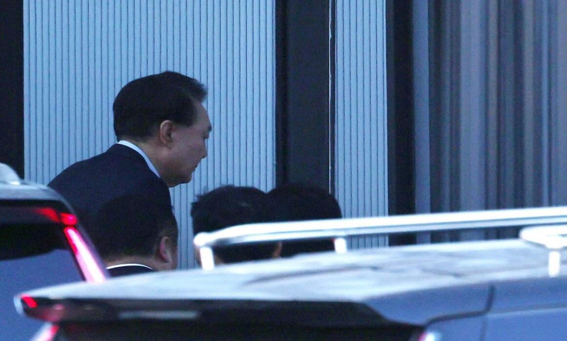 كوريا الجنوبية الرئيس المعزول يرفض الإدلاء بأقواله