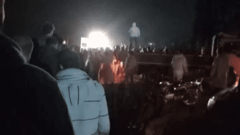 مصر حادث مروري مأساوي يقتل شخصًا ويصيب 3 في زفة عروسين 