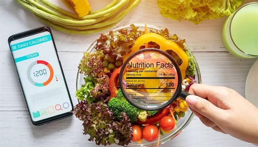 كيف تؤثر ملصقات البيانات الغذائية على اختيارات الطعام